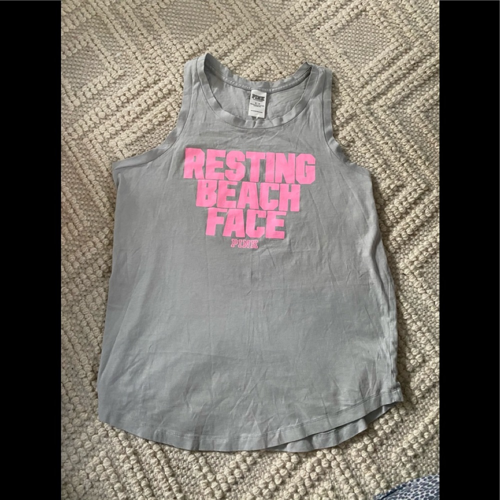 Resting Beach Face Tank